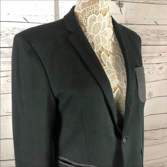 Ladies blazer 
Charcoal in color with gray pocket. - Picture 10 of 12